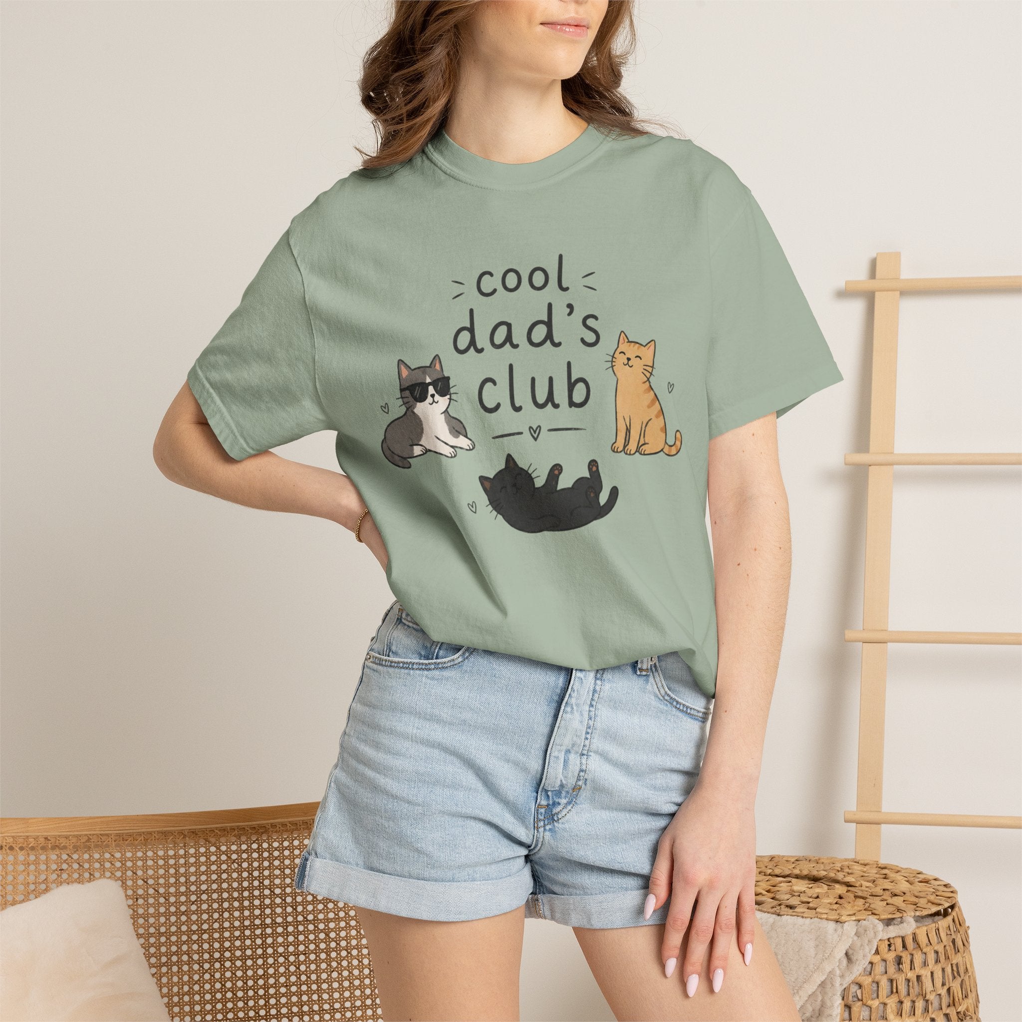 Cool Dad’s Club Cat T-Shirt — Funny Cat Dad Graphic Tee, proudly answers to ‘cat dad.’