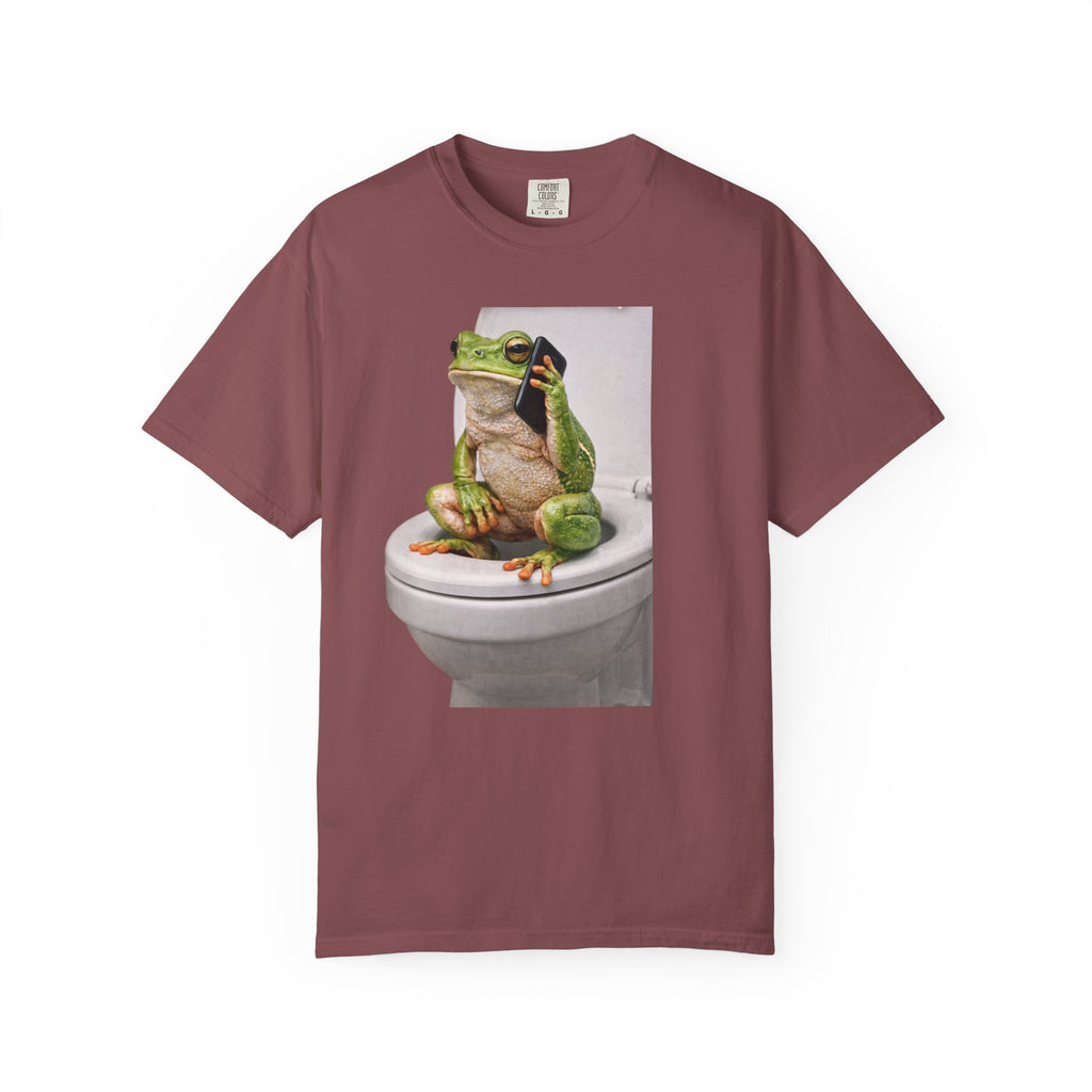 Funny Frog Toilet T-Shirt — "Don't bother me. I'm busy." Perfect for Frog Lovers and Casual Hang-outs
