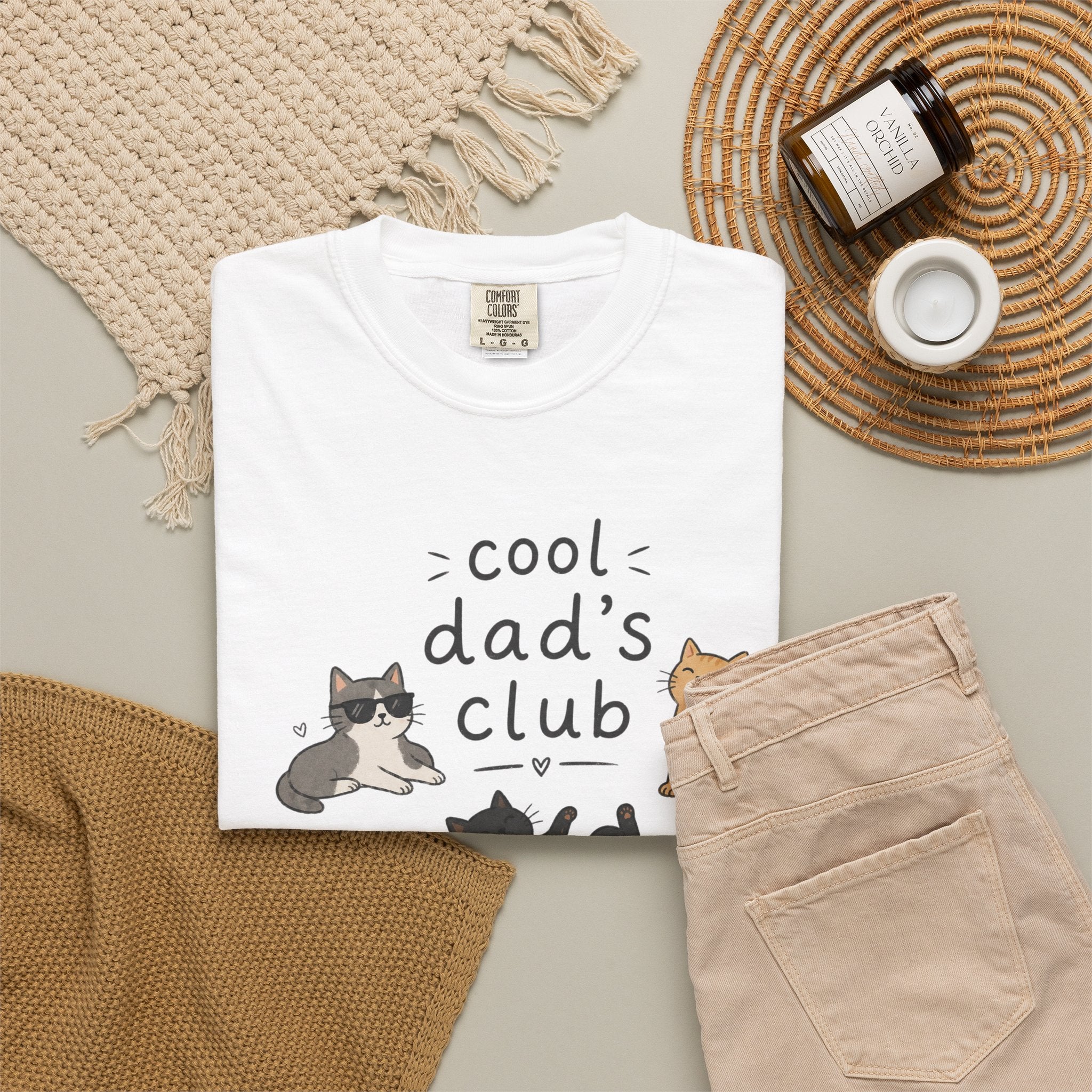 Cool Dad’s Club Cat T-Shirt — Funny Cat Dad Graphic Tee, proudly answers to ‘cat dad.’