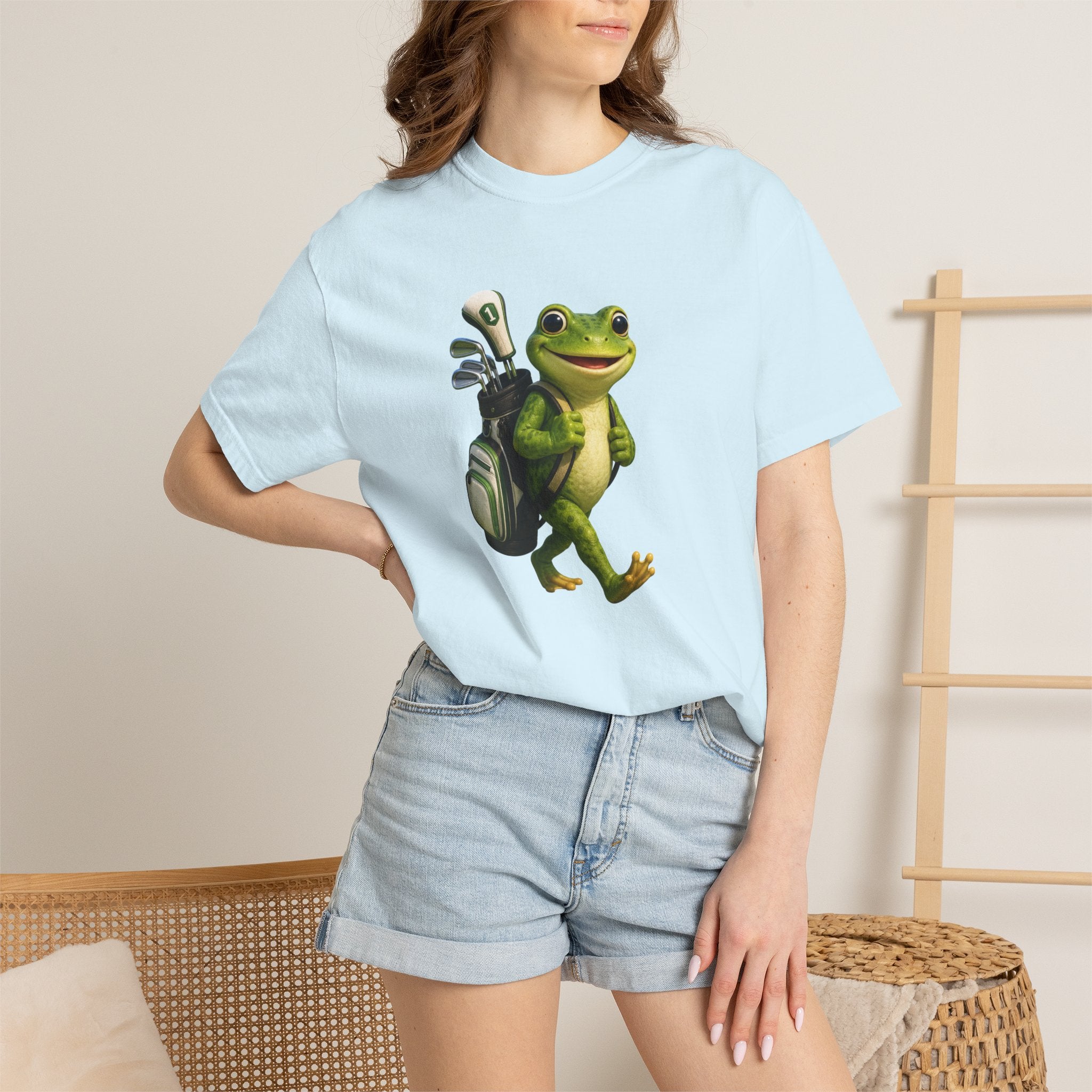 Cute Golf Frog Graphic T-Shirt - Perfect for Easygoing Days at the Course, Humor for Relaxed Mornings