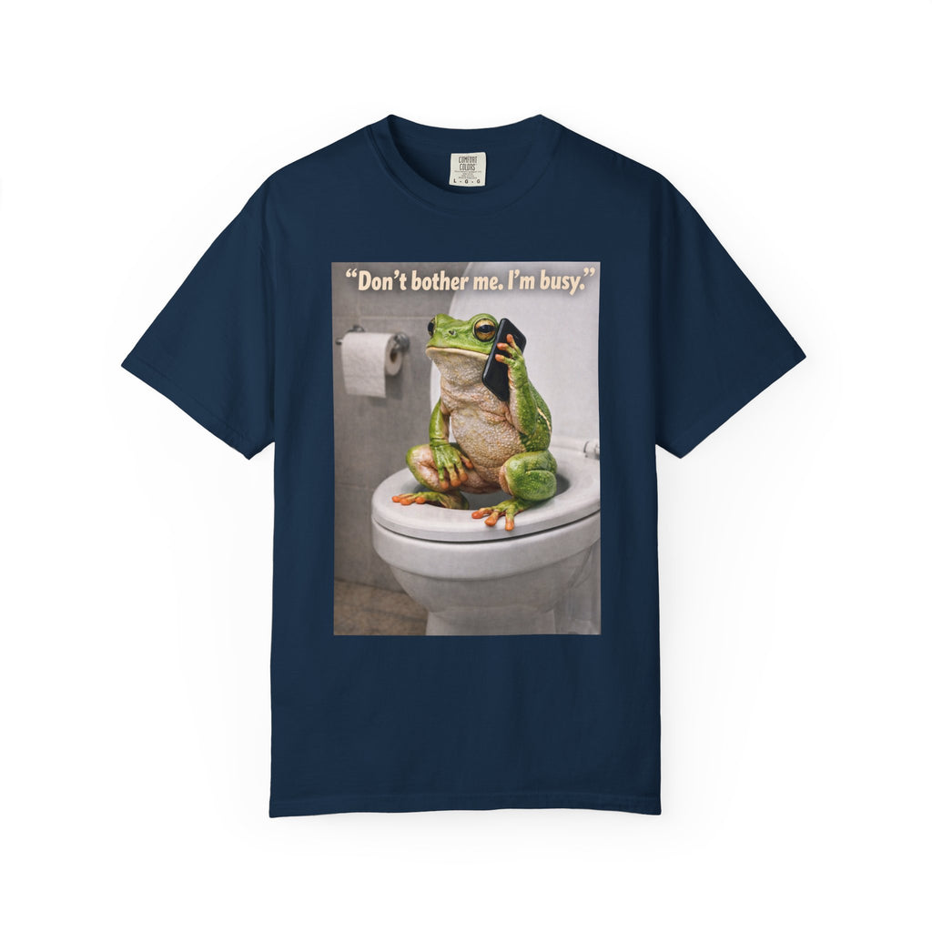 Funny Frog Toilet T-Shirt — "Don't bother me. I'm busy." Perfect for Casual Hang-outs
