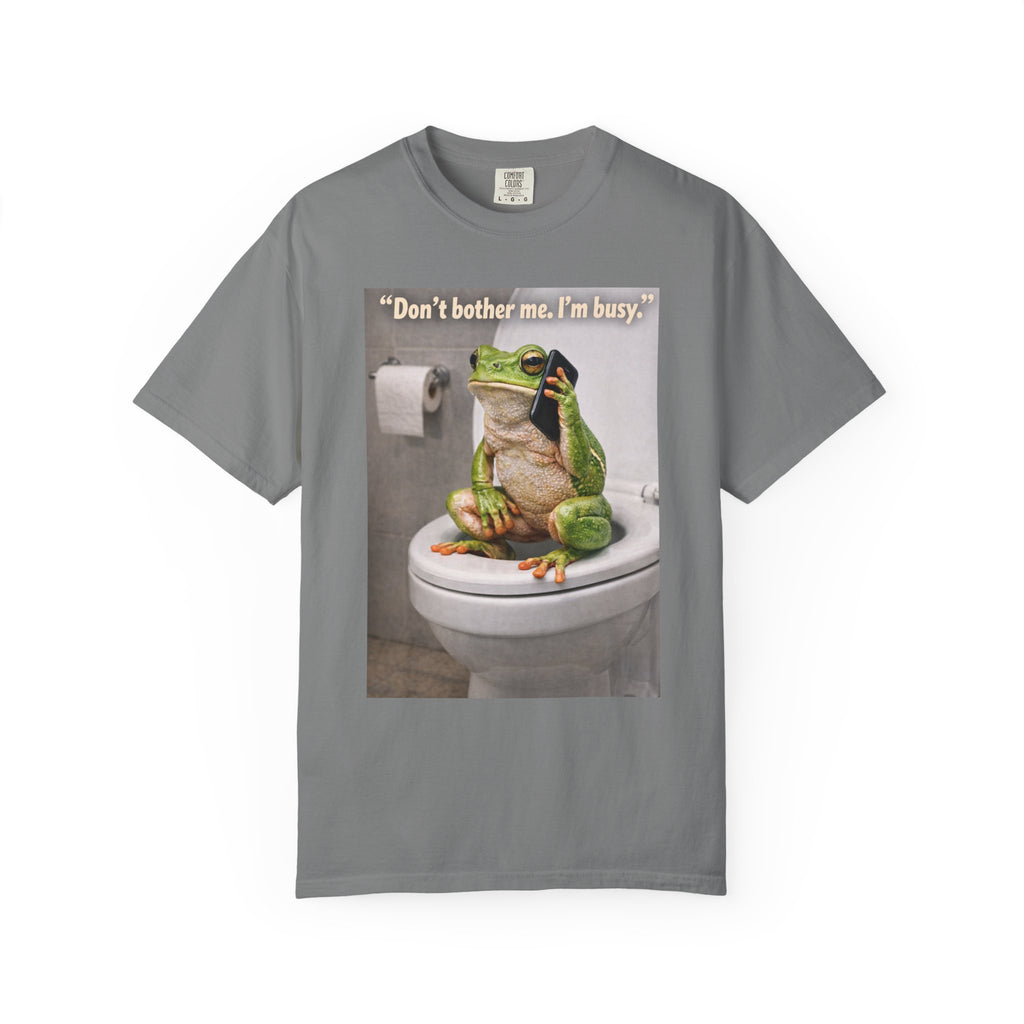 Funny Frog Toilet T-Shirt — "Don't bother me. I'm busy." Perfect for Casual Hang-outs